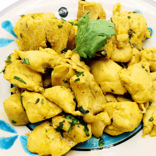 D04 Pollo al curry en crema de coco