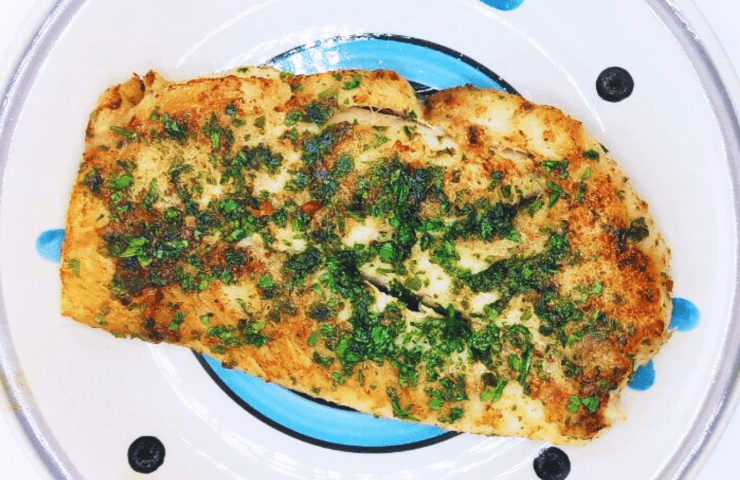 D18 Suave filete de robalo al ajillo